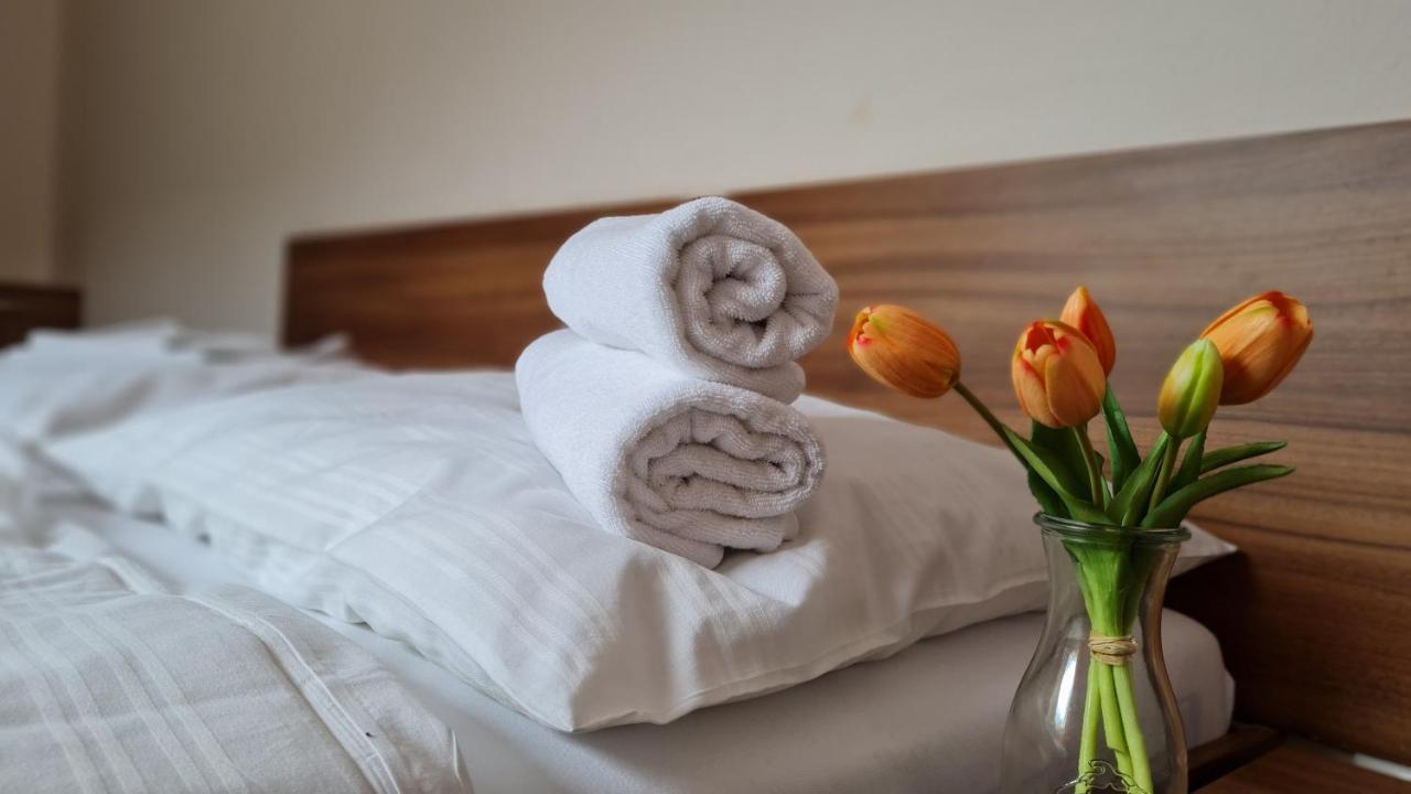 Hotel Sipox Штрба Екстер'єр фото