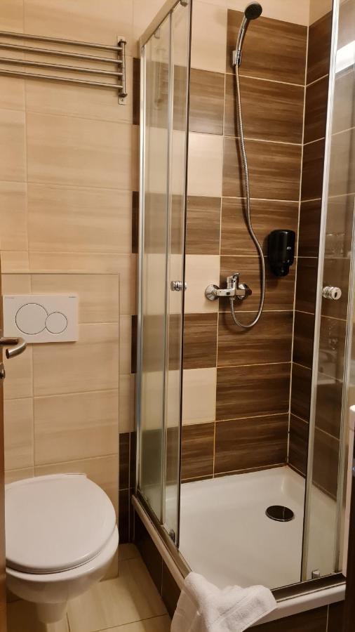 Hotel Sipox Штрба Екстер'єр фото