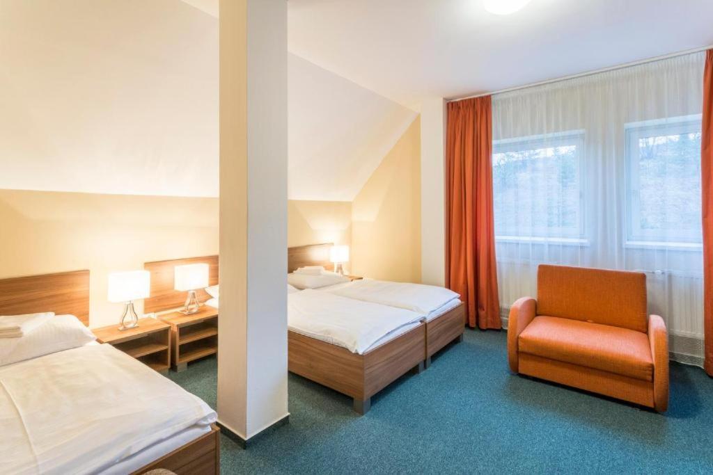 Hotel Sipox Штрба Екстер'єр фото